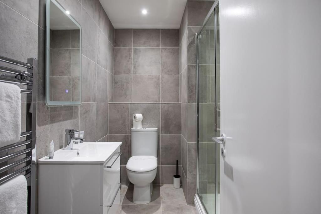 Luxury, Sleeps 6, City Centre Belfast Eksteriør billede