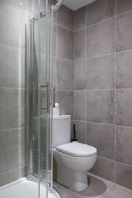 Luxury, Sleeps 6, City Centre Belfast Eksteriør billede
