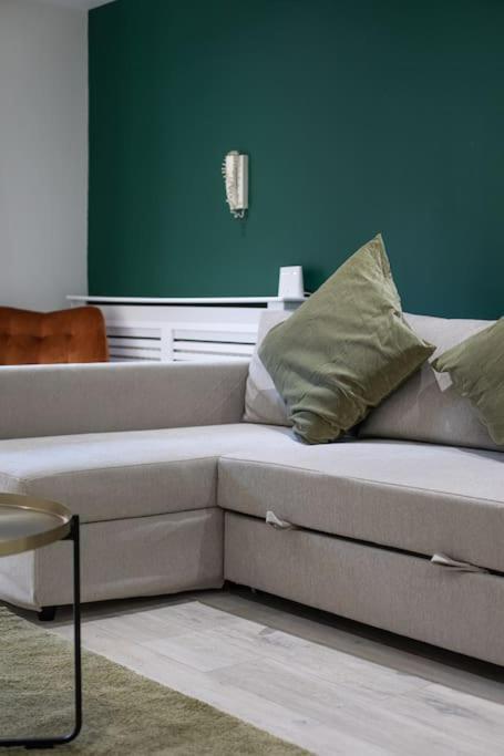 Luxury, Sleeps 6, City Centre Belfast Eksteriør billede